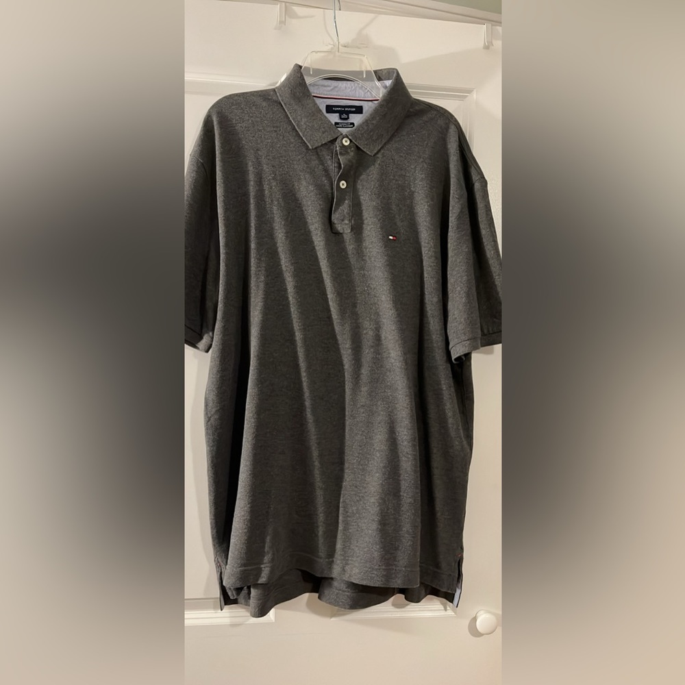 Men’s Tommy Hilfiger size XL polo shirt